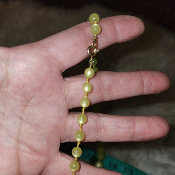 Moonlight lucite ynecklace necklavlce - Picture 11 of 13